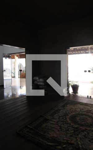Casa à venda com 390m², 4 quartos e 3 vagasSala de TV