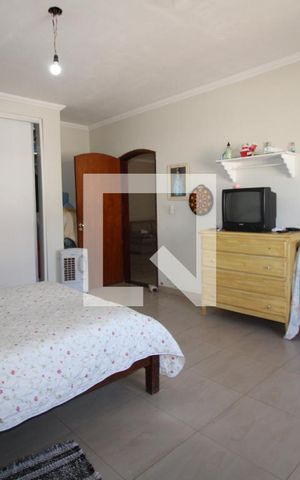 Casa à venda com 390m², 4 quartos e 3 vagasQuarto 1 (suíte)