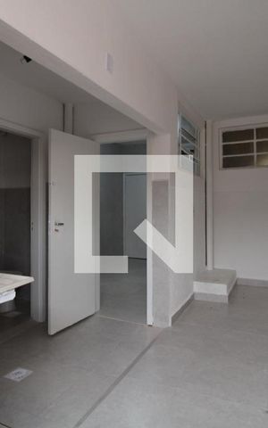 Apartamento para alugar com 120m², 2 quartos e sem vagaÁrea de Serviço e Quintal