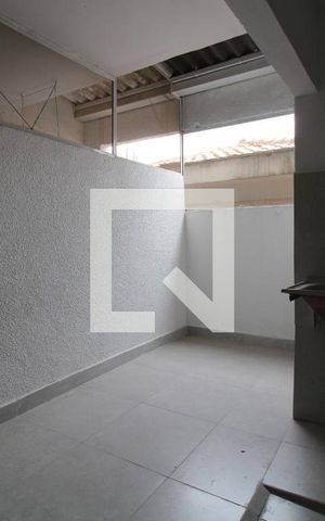 Apartamento para alugar com 120m², 2 quartos e sem vagaÁrea de Serviço e Quintal