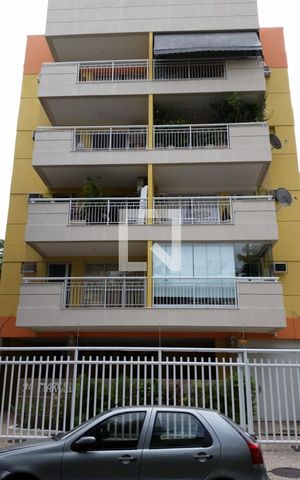 Apartamento à venda com 72m², 2 quartos e 1 vaga Apartamento à venda com 72m², 2 quartos e 1 vagaFachada
