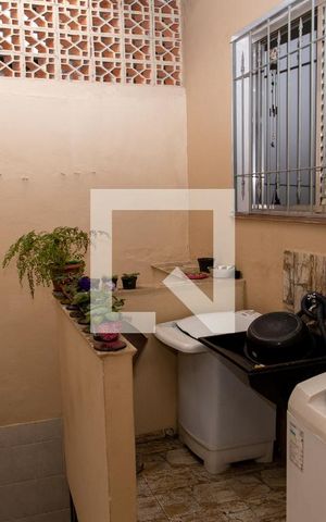 Casa à venda com 180m², 3 quartos e 2 vagasÁrea de Serviço