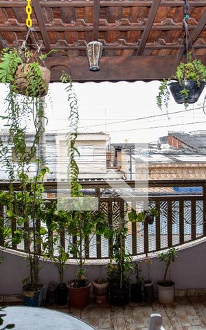 Casa à venda com 180m², 3 quartos e 2 vagasvaranda