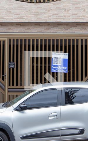 Casa à venda com 180m², 3 quartos e 2 vagasFachada