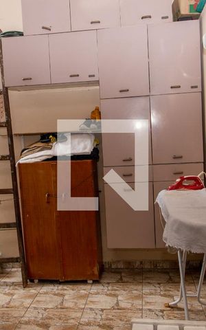 Casa à venda com 180m², 3 quartos e 2 vagasÁrea de Serviço