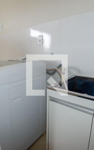 Apartamento para alugar com 78m², 2 quartos e 1 vaga Apartamento para alugar com 78m², 2 quartos e 1 vagaÁrea de serviço