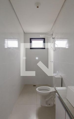 Apartamento para alugar com 78m², 2 quartos e 1 vaga Apartamento para alugar com 78m², 2 quartos e 1 vagaBanheiro social