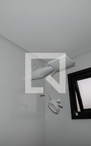 Apartamento para alugar com 78m², 2 quartos e 1 vaga Apartamento para alugar com 78m², 2 quartos e 1 vagaBanheiro da suíte