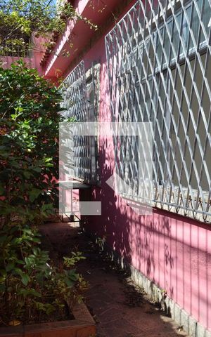 Casa para alugar com 100m², 2 quartos e sem vagaÁrea Externa