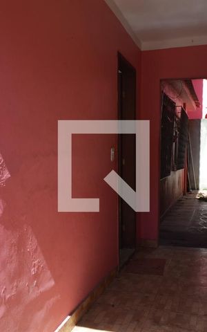 Casa para alugar com 100m², 2 quartos e sem vagaÁrea Externa