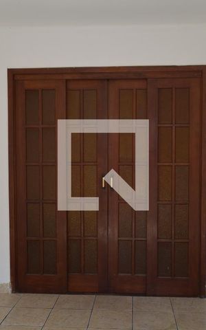 Casa para alugar com 100m², 2 quartos e sem vagaSala
