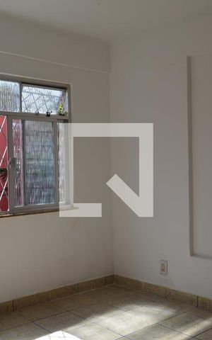 Casa para alugar com 100m², 2 quartos e sem vagaSala