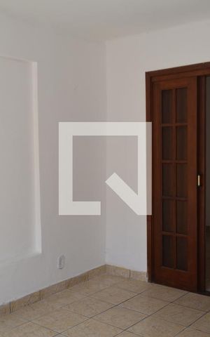 Casa para alugar com 100m², 2 quartos e sem vagaSala