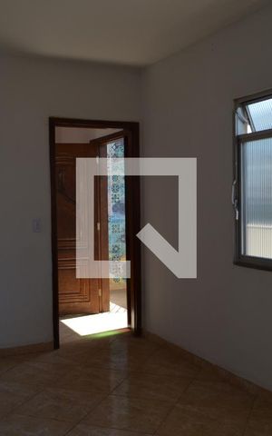 Casa de condomínio para alugar com 100m², 2 quartos e sem vagaSala