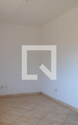 Casa de condomínio para alugar com 100m², 2 quartos e sem vagaSala