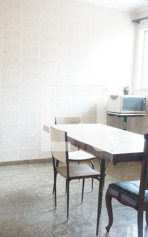 Casa à venda com 220m², 4 quartos e 4 vagasCozinha