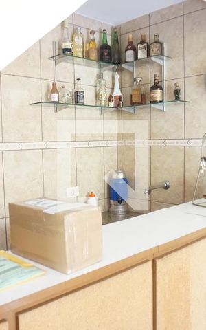Casa à venda com 220m², 4 quartos e 4 vagasCozinha