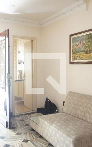 Casa à venda com 220m², 4 quartos e 4 vagasSala