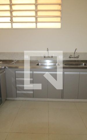 Apartamento à venda com 200m², 3 quartos e 1 vagaCopa e Cozinha