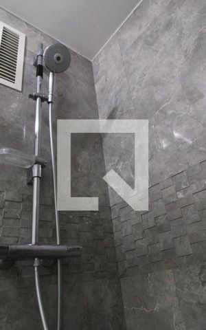 Apartamento à venda com 70m², 2 quartos e 2 vagasChuveiro