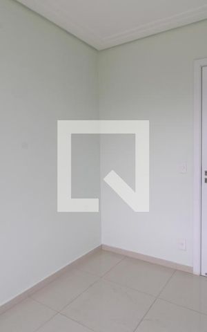 Apartamento à venda com 70m², 2 quartos e 2 vagasQuarto 2