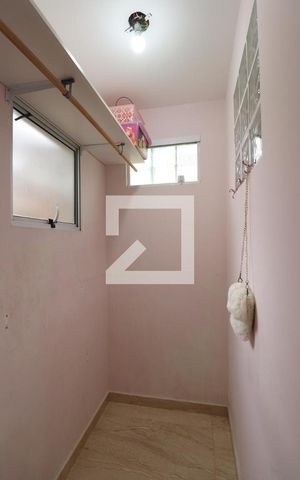 Casa de condomínio para alugar com 125m², 3 quartos e 2 vagasCloset do quarto 2