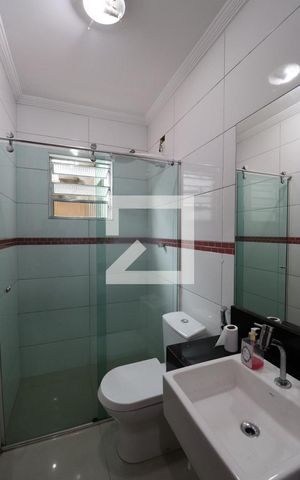 Casa de condomínio para alugar com 125m², 3 quartos e 2 vagasBanheiro