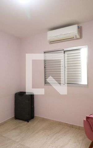 Casa de condomínio para alugar com 125m², 3 quartos e 2 vagasSuíte