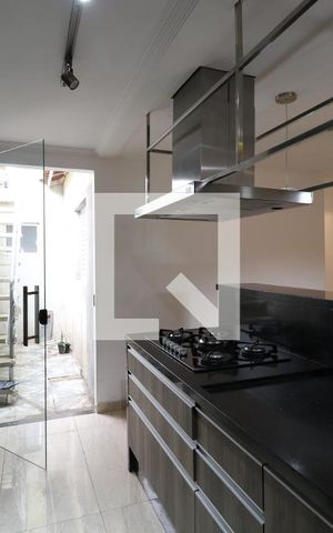 Casa de condomínio para alugar com 125m², 3 quartos e 2 vagasCozinha