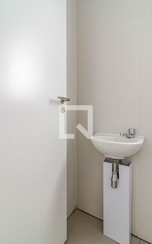 Apartamento à venda com 144m², 3 quartos e 2 vagas Apartamento à venda com 144m², 3 quartos e 2 vagasBanheiro de serviço