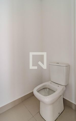 Apartamento à venda com 144m², 3 quartos e 2 vagas Apartamento à venda com 144m², 3 quartos e 2 vagasLavabo