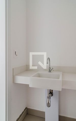 Apartamento à venda com 144m², 3 quartos e 2 vagas Apartamento à venda com 144m², 3 quartos e 2 vagasLavabo