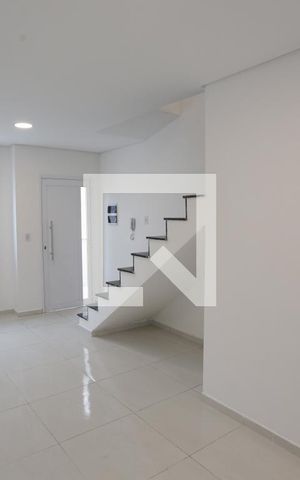 Casa de condomínio à venda com 80m², 2 quartos e 1 vagaSala