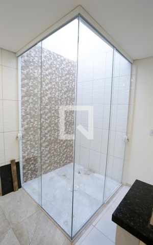 Casa de condomínio à venda com 80m², 2 quartos e 1 vagaÁrea Externa