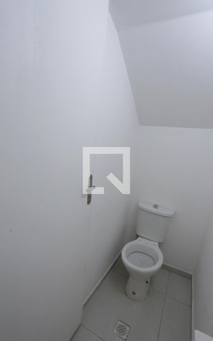 Casa de condomínio à venda com 80m², 2 quartos e 1 vagaLavabo