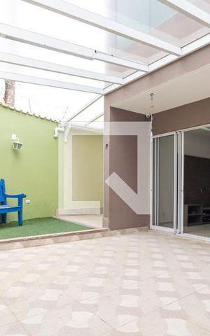 Casa à venda com 240m², 3 quartos e 2 vagasGaragem