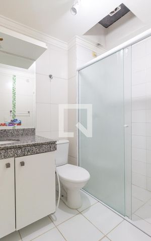 Casa à venda com 240m², 3 quartos e 2 vagasBanheiro