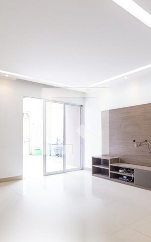 Casa à venda com 240m², 3 quartos e 2 vagasSala