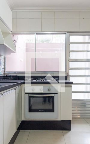 Casa à venda com 240m², 3 quartos e 2 vagasCozinha