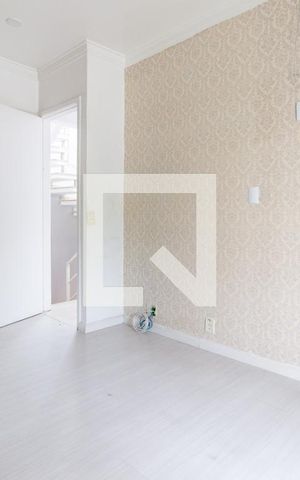 Casa à venda com 240m², 3 quartos e 2 vagasSuíte