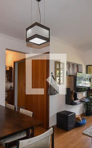 Apartamento à venda com 84m², 4 quartos e 2 vagas Apartamento à venda com 84m², 4 quartos e 2 vagasSala