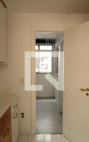 Apartamento à venda com 123m², 3 quartos e 2 vagasQuarto de Serviço