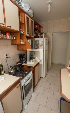 Apartamento à venda com 44m², 1 quarto e 1 vaga Apartamento à venda com 44m², 1 quarto e 1 vagaCozinha e Área de Serviço