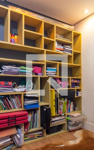 Casa à venda com 130m², 3 quartos e 2 vagasQuarto