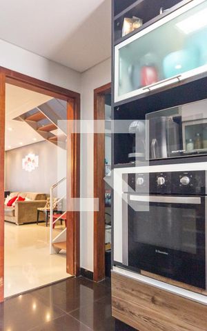 Casa à venda com 130m², 3 quartos e 2 vagasCozinha