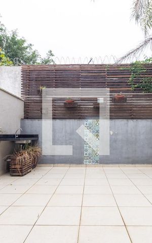 Casa à venda com 130m², 3 quartos e 2 vagasQuintal