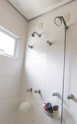 Casa à venda com 130m², 3 quartos e 2 vagasBanheiro da Suíte 1