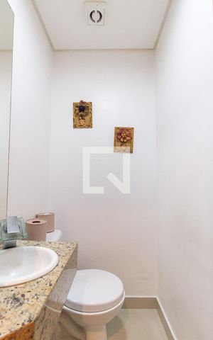Casa à venda com 130m², 3 quartos e 2 vagasLavabo