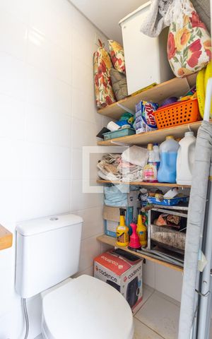 Casa à venda com 130m², 3 quartos e 2 vagasBanheiro de Serviço