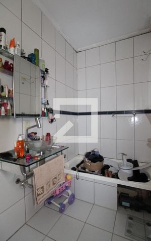Casa à venda com 180m², 2 quartos e 3 vagasBanheiro do Suíte